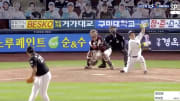 Park Suk-Min destroys a walk-off home run for the NC Dinos